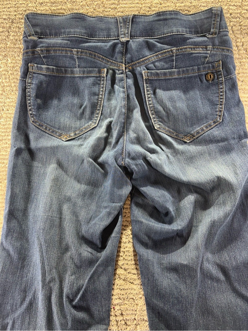 (2) Democracy Ab-solution Women’s Size 2 Mid-Rise Straight Leg Jeans - Picture 9 of 16